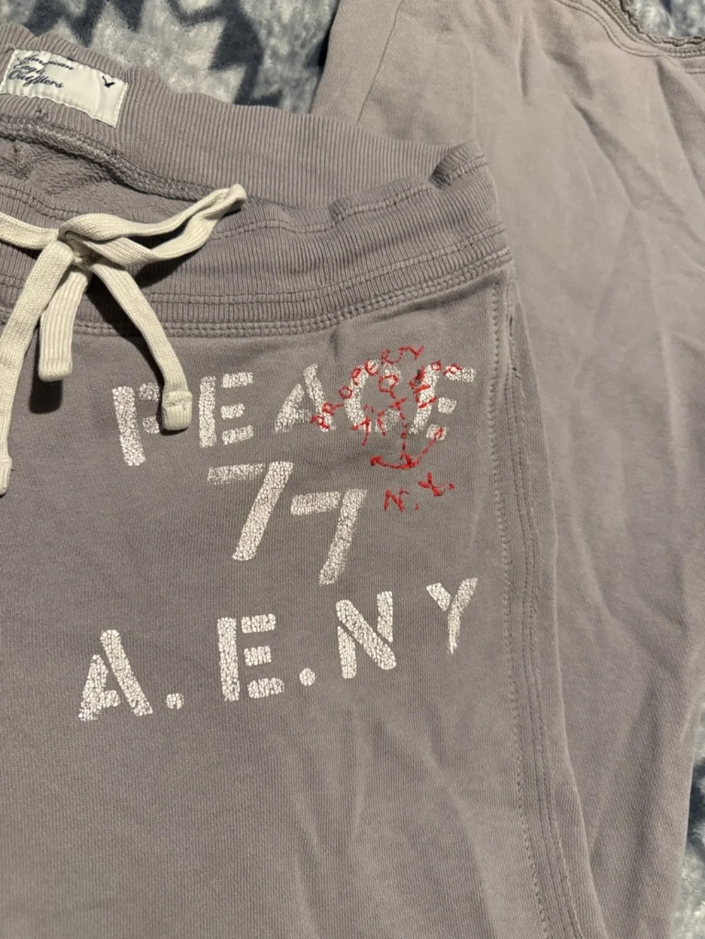 American Eagle Outfitters Mauve Gray Drawstring Lounge Pants - Picture 3 of 8